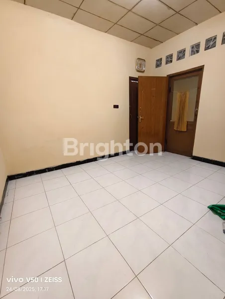image RUMAH HIT TANAH EX HOME INDUSTRY BENDUL MERISI KETINTANG SURABAYA BEBAS BANJI (5)