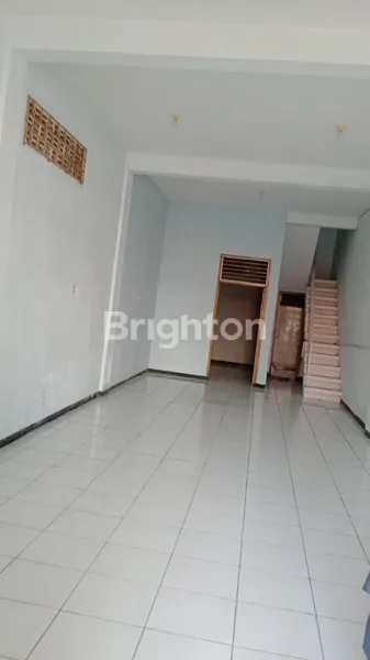 image JUAL / SEWA RUKO 2 LANTAI KARANG EMPAT, BARU RENOV, SIAP HUNI, LOKASI STRATEGIS!! (1)