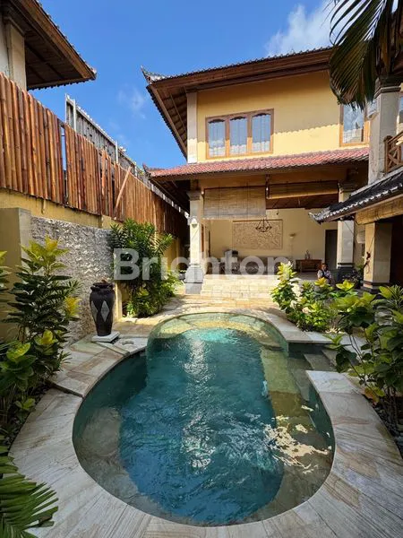 image BALINESE STYLE VILLA 10 MINUTES TO THE BEACH (2)