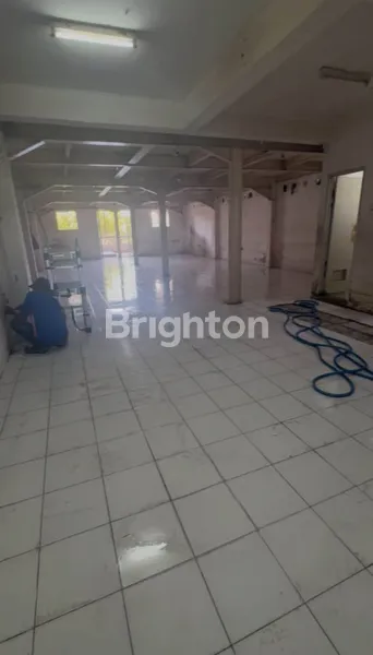 image GUDANG DI SEWAKAN COCOK UNTUK SEGALA USAHA SEPERTI INDOMART/ ALFAMART, EXPEDISI, DLL (4)