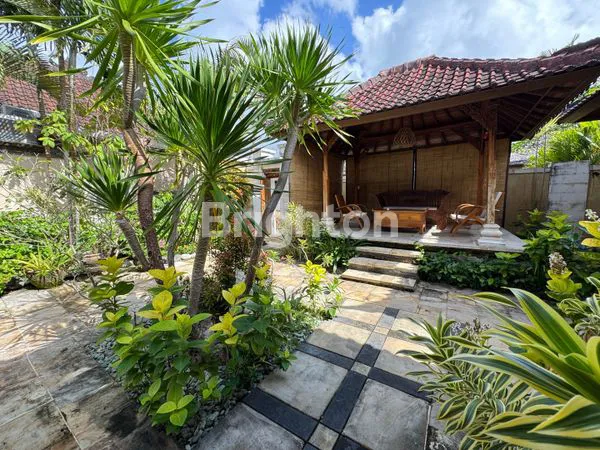 image BALINESE STYLE VILLA 10 MINUTES TO THE BEACH (7)