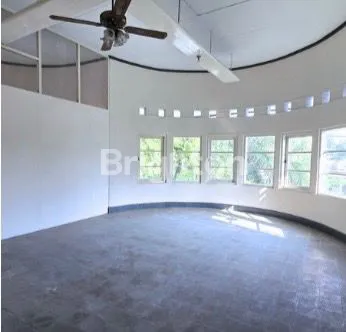 image RUMAH BEKAS KAFE & RESTO DI JALAN KARTINI (7)