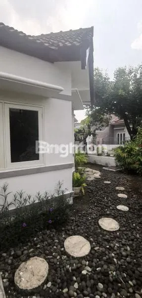 image RUMAH MEWAH SUTOREJO 3+1 KM BEBAS BANJIR (7)