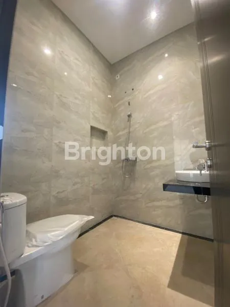 image RUMAH BARU GRESS CITRALAND UTAMA (8)