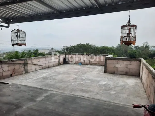 image RUMAH SIAP HUNI HARGA NEGO SAMPAI DEAL DI CEMOROKANDANG KOTA MALANG (8)