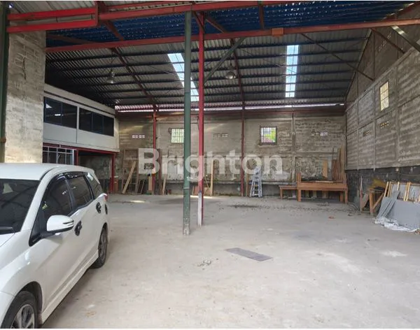 WORKSHOP DAN KANTOR POROS JALAN MULAWARMAN  BALIKPAPAN TIMUR