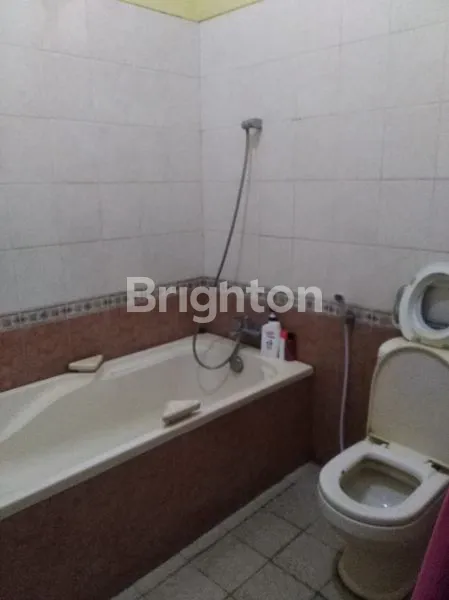 image RUMAH MEWAH 4+1 KT, GARASI 3 MOBIL (4)