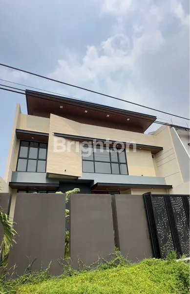 image RUMAH MODERN KOMPLEK ELITE KERTAJAYA INDAH TIMUR (1)