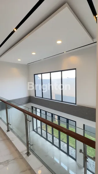 image RUMAH MODERN KOMPLEK ELITE KERTAJAYA INDAH TIMUR (7)