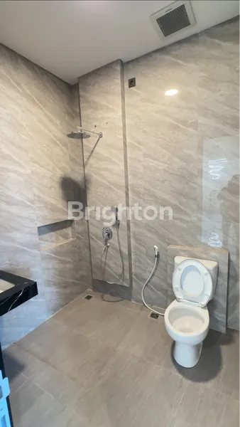 image RUMAH MODERN KOMPLEK ELITE KERTAJAYA INDAH TIMUR (8)