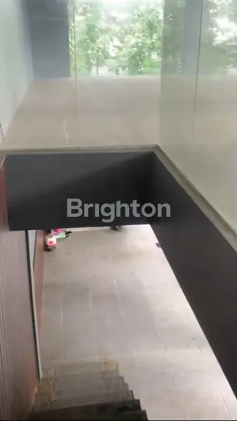 image RUKO 2 LANTAI STRATEGIS BUAT KANTORAN /USAHA DI MERUYA SELATAN (8)