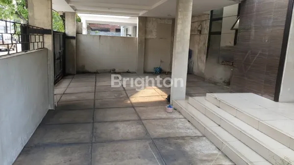 image RUMAH HOOK LT 249M² DI BANJAR WIJAYA (4)