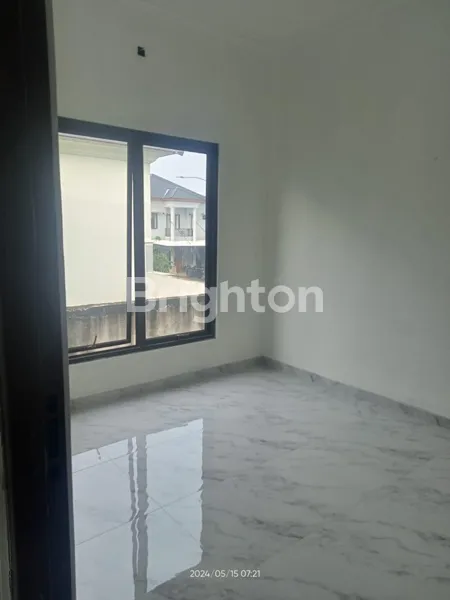 image RUMAH GAYA KLASIK EROPA MASIH ADA DI BANJAR WIJAYA  (5)