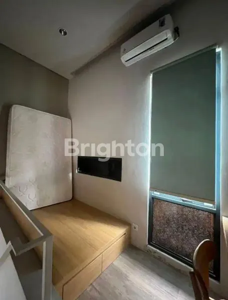 image RUMAH SIAP HUNI DI FLEEKHAUZ GREENWICH BSD (4)