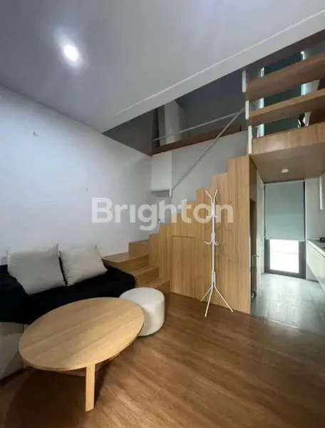 image RUMAH SIAP HUNI DI FLEEKHAUZ GREENWICH BSD (2)