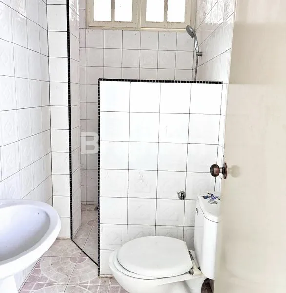 image RUMAH DISEWAKAN - INTI KOTA MEDAN - KOMPLEK TASBIH (6)