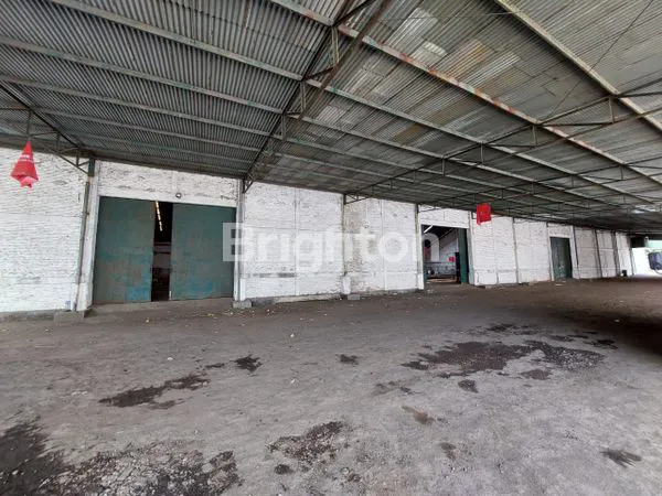 image GUDANG LUAS AKSES CONTAINER DEKAT GERBANG TOLL KOTA MALANG (7)