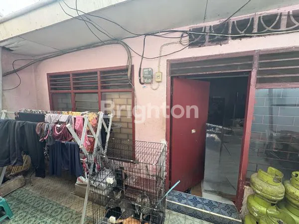 image RUMAH TUA STRATEGIS SLIPI, COCOK UNTUK USAHA (2)