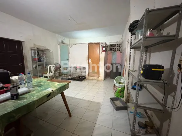 image RUMAH TUA STRATEGIS SLIPI, COCOK UNTUK USAHA (5)