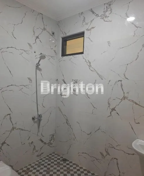 image DIJUAL RUMAH MEWAH 2 LANTAI DIKAWASAN STRATEGIS JATIASIH BEKASI KOTA (8)