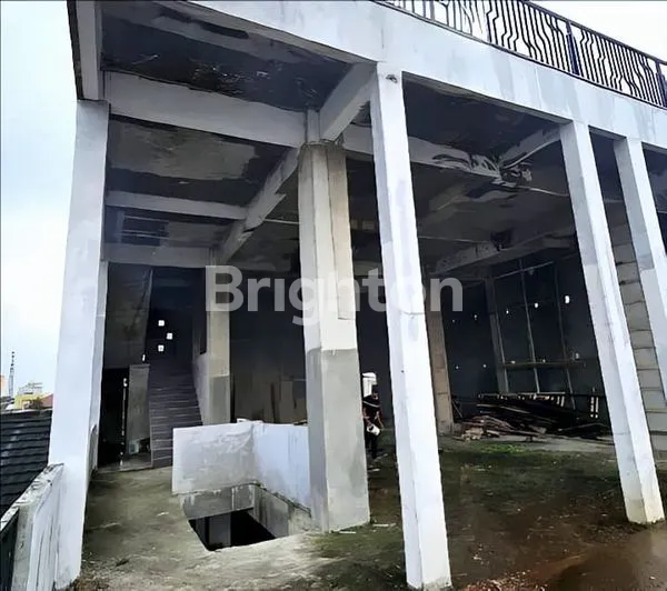image DI JUAL BANGUNAN KOSONG INTI KOTA LUAS 456,94 M2, DAERAH JL. GAJAH MADA MEDAN (2)