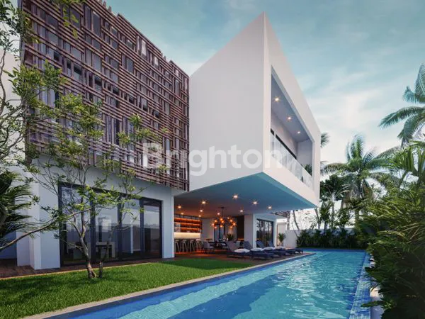 image FOR SALE: MODERN LUXURY 4-BEDROOM VILLA – WALKING DISTANCE TO BATU BOLONG BEACH, CANGGU (1)