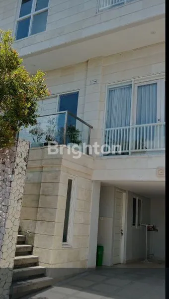 image VILLA CANTIK FULL FURNISH DI LOKASI STRATEGIS DI PECATU BALI (1)