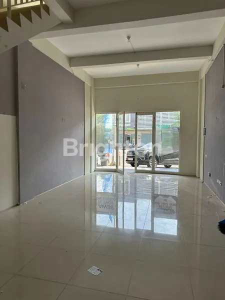 image RUKO STRATEGIS DI CITRALAND SURABAYA (3)