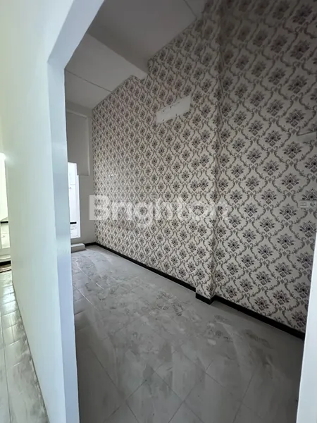 image RUKO 2 LANTAI DI JALAN RAYA PETEMON KALI GUBENG SURABAYA  (3)