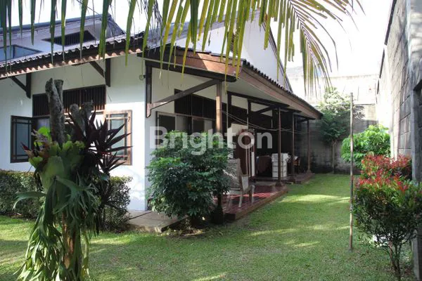 image HUNIAN EKSKLUSIF 6 KT DI BINTARO (3)