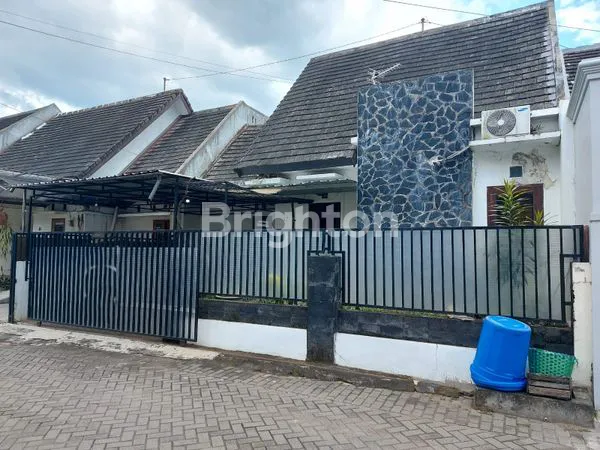 image DIJUAL RUMAH SETRATEGIS AYODYA CITRA DEPOK MAGUWOHARJO JOGJA (1)