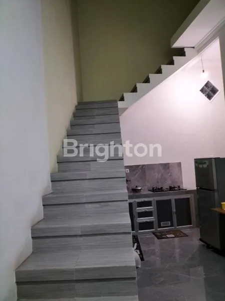 image RUMAH MEWAH 2 LANTAI MURAH (6)