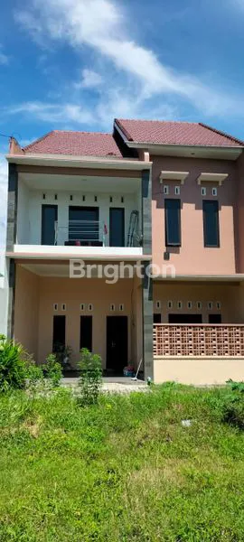 image RUMAH MEWAH 2 LANTAI MURAH (1)