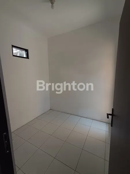 image RUMAH MEWAH 2 LANTAI MURAH (4)