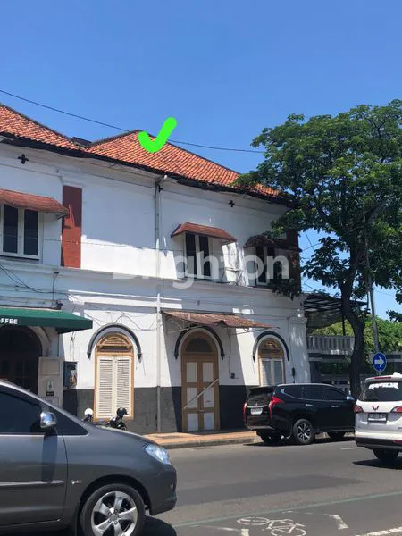 RUMAH CAGAR BUDAYA JEMBATAN MERAH, 2 LANTAI