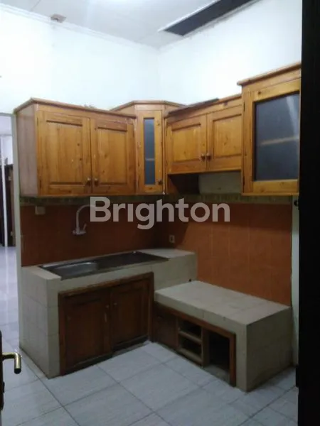 image DISEWAKAN RUMAH 4KT STRATEGIS DI CIKARANG BARU (6)