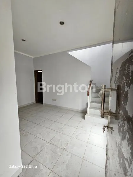 image RUMAH DI SERPONG JAYA (5)