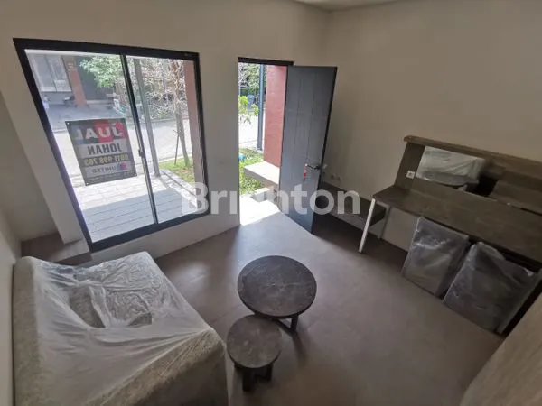 image RUMAH BARU 2 LT FURNISH DI FREJA BSD TANGERANG (2)