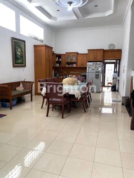 image RUMAH LUAS JALAN DI PANJAITAN (6)