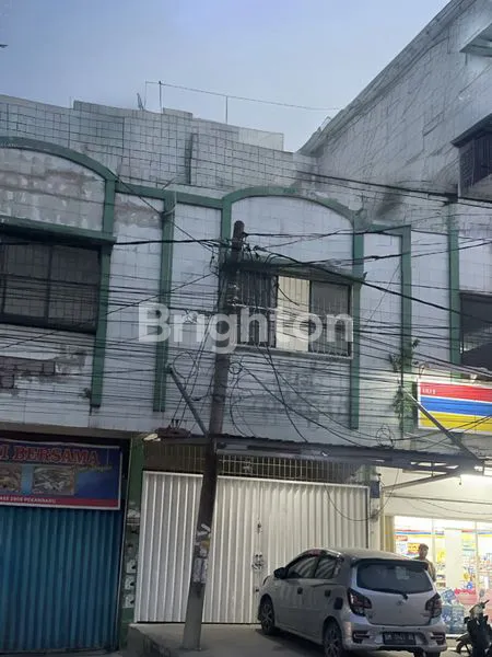 image RUKO 3 LANTAI DIJUAL DI JALAN LILI – LOKASI STRATEGIS DEKAT MINIMARKET & PUSAT KOTA PEKANBARU (1)