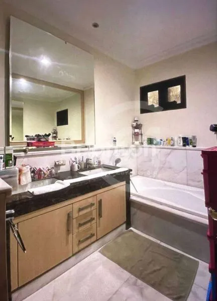 image RUMAH MEWAH GAYA KLASIK DI MENTENG (7)