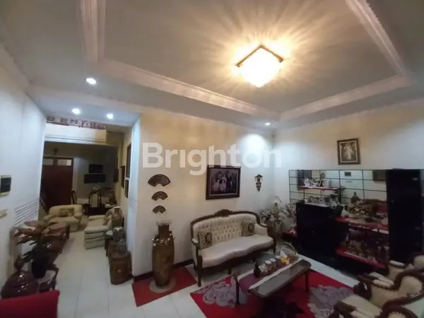 image RUMAH KOS AKTIF SIWALANKERTO DEKAT PETRA, FURNISHED, FULL PENGHUNI, COCOK PASSIVE INCOME, PADAT PENDUDUK (4)