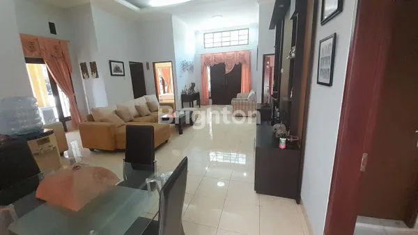 image RUMAH MEWAH MINIMALIS FULL FURNISH DI JUAL SIAP HUNI DI BNR BOGOR, 10 MENIT KE TOL BORR, 15 MENIT KE KEBUN RAYA BOGOR & ISTANA BOGOR, DEKAT RUMAH SAKIT EMC, 20 MENIT KE STASIUN BOGOR (8)