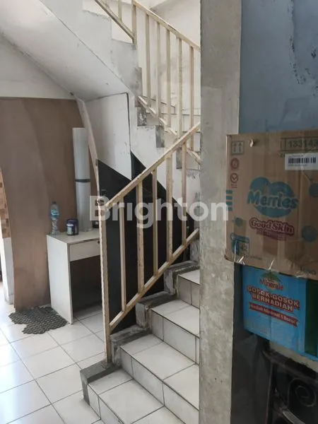image TANAH  BONUS RUMAH KOS 21/2LANTAI DEKAT PASAR KOPRO TANJUNG DUREN (2)