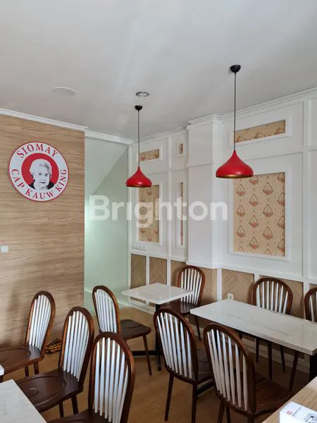 image RUKO 3 LANTAI DI JALAN MOCH SUYUDI. SANGAT DEKAT DENGAN  JL. MH. THAMRIN. 10 MENIT KE PARAGGON MALL. 15 MENIT KE DP MALL. 10 MENIT KE SIMPANG LIMA. TEPAT DI TENGAH KOTA SEMARANG (2)