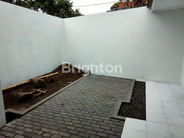 image DI JUAL RUMAH SIAP HUNI DI KRR BOGOR, 10-15 MENIT KE STASIUN BOGOR, 10 MENIT KE PINTU TOL BOGOR, 10 MENIT KE KEBUN RAYA BOGOR & ISTANA BOGOR, 10 MENIT KE RUMAH SAKIT HERMINA BOGOR, 15 MENIT KE BOTANI SQUARE (2)