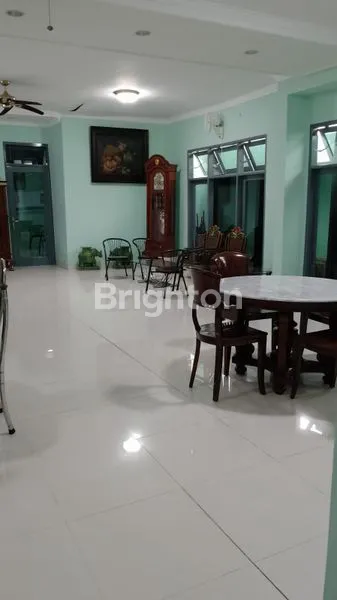 image RUMAH SIAP PAKAI BERSIH TERAWAT DEKAT BANDARA PURI ANJASMORO SEMARANG BARAT (4)