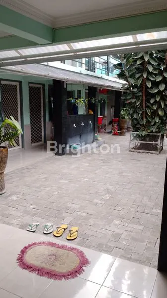 image RUMAH SIAP PAKAI BERSIH TERAWAT DEKAT BANDARA PURI ANJASMORO SEMARANG BARAT (7)