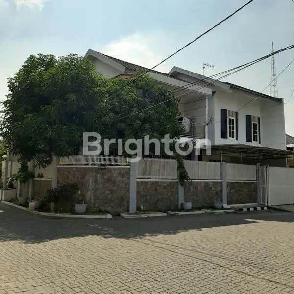 image SEMI FURNISHED RUMAH HOOK SIMPANG DARMO (1)