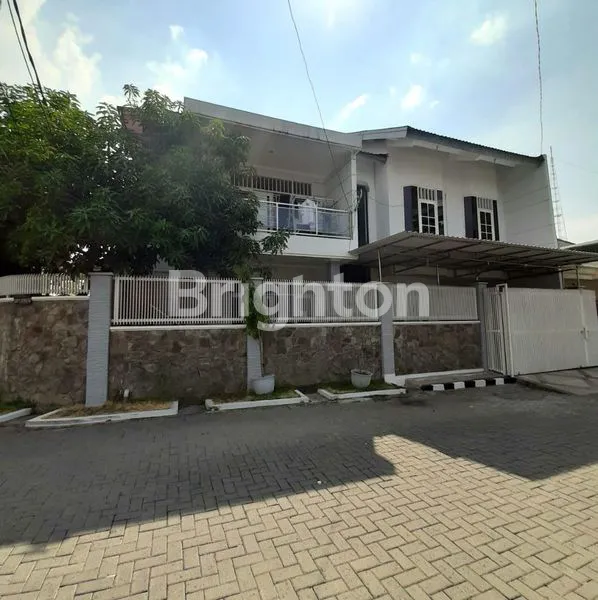 image SEMI FURNISHED RUMAH HOOK SIMPANG DARMO (3)